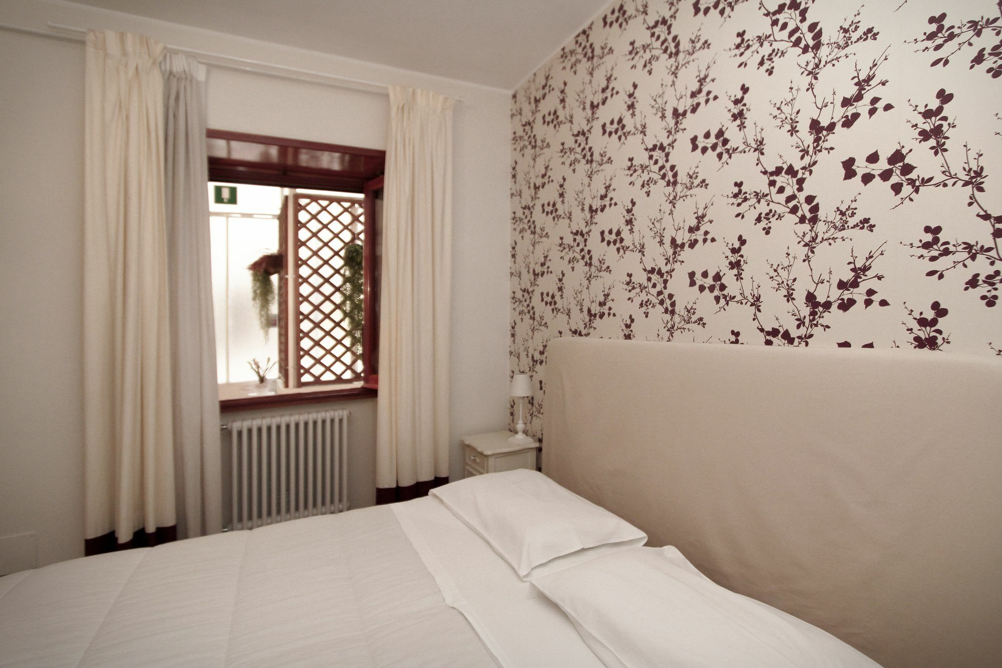 Hotel Domus Flaviae Roma Exterior foto